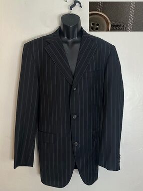 Baldessarini Striped Blazer 40L Gently worn Made in Italy 100% wool 3 button